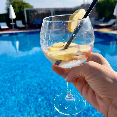 Sunrise Place Eva Apartamento *